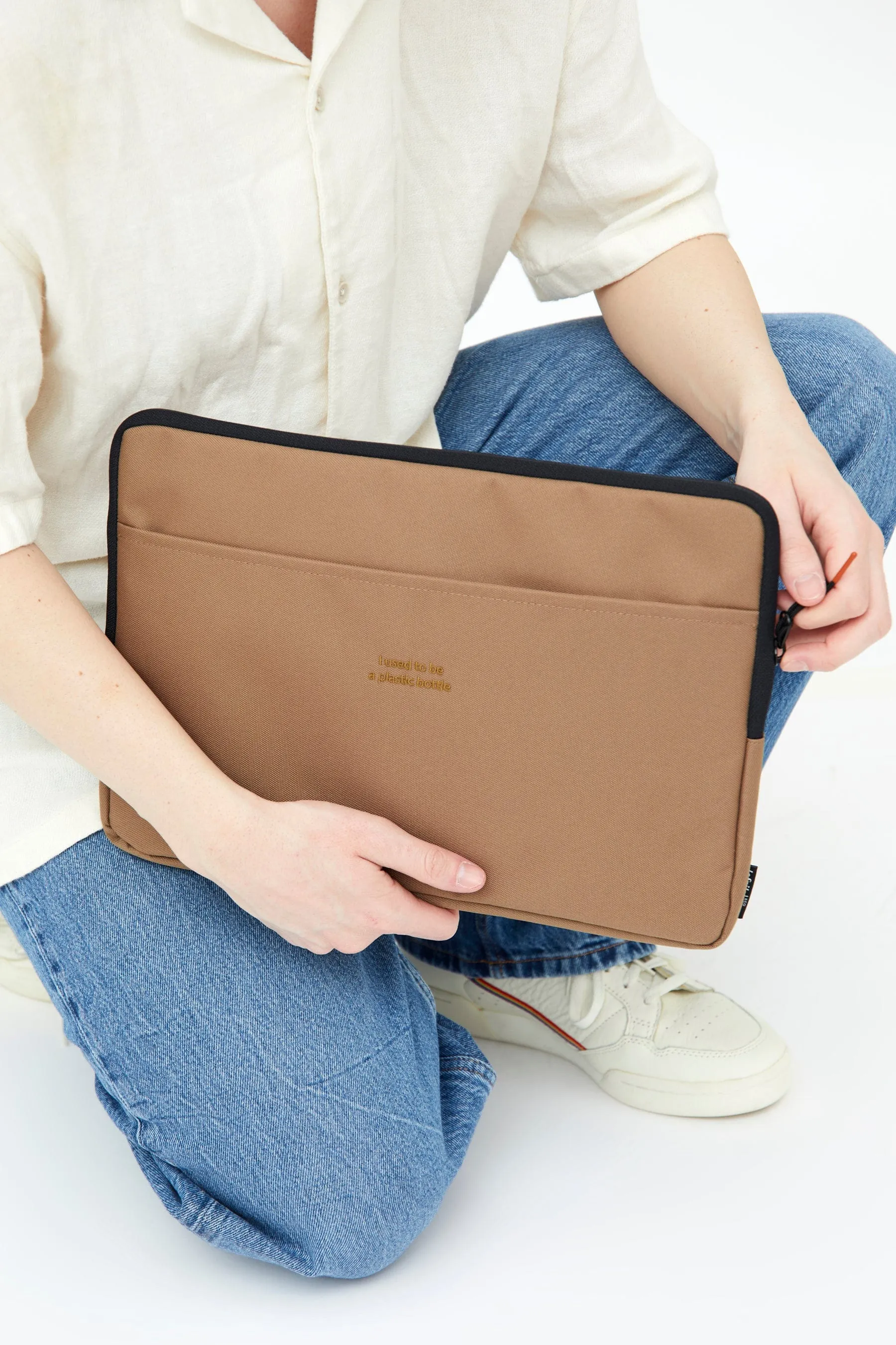 Capture Laptop Case 13" Camel