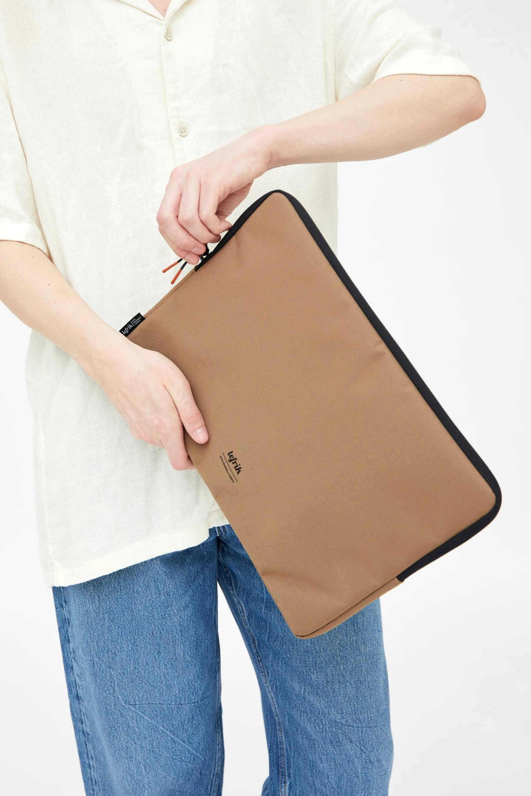 Capture Laptop Case 13" Camel