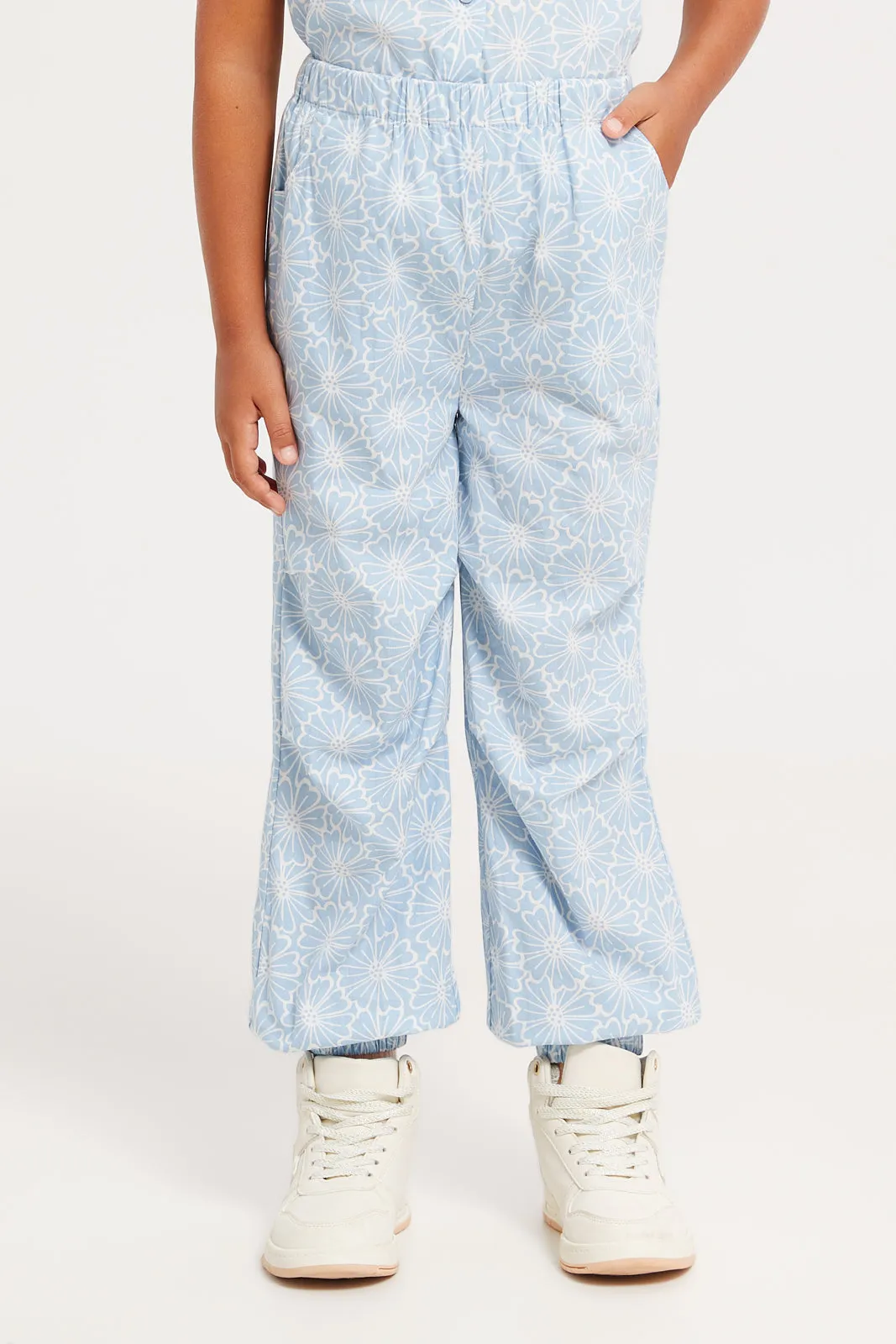 Girls Blue Printed Woven Front Open Top And Jog Fit Trouser Set (2 Piece)