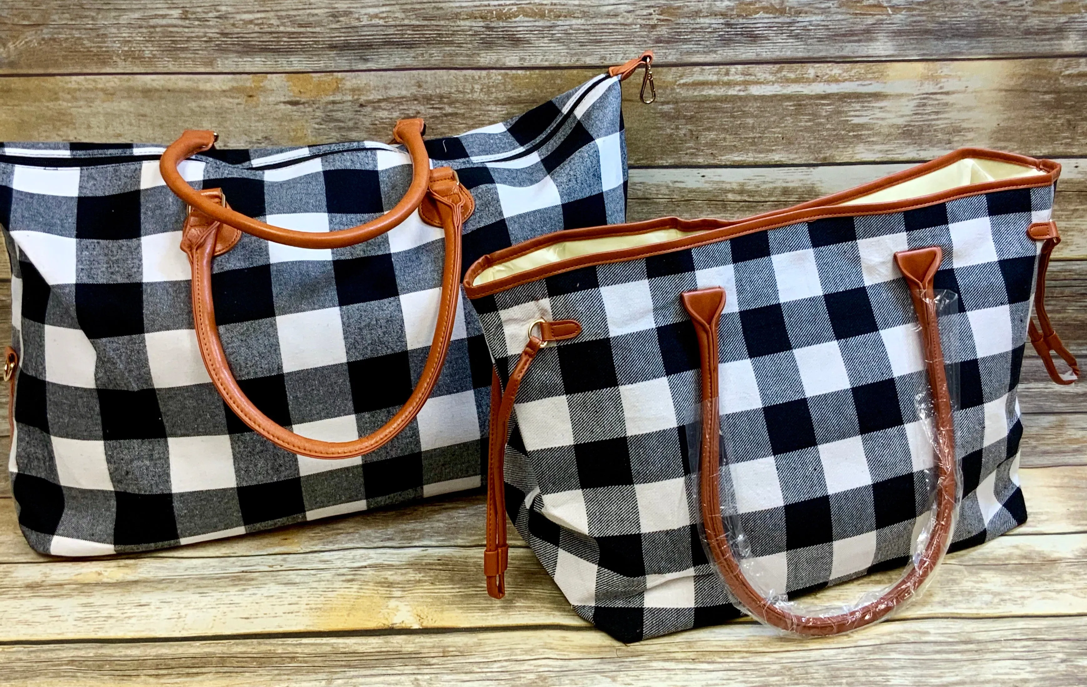Plaid Weekenders 28x16x8 (Shoulder Strap Sold Separately) lo