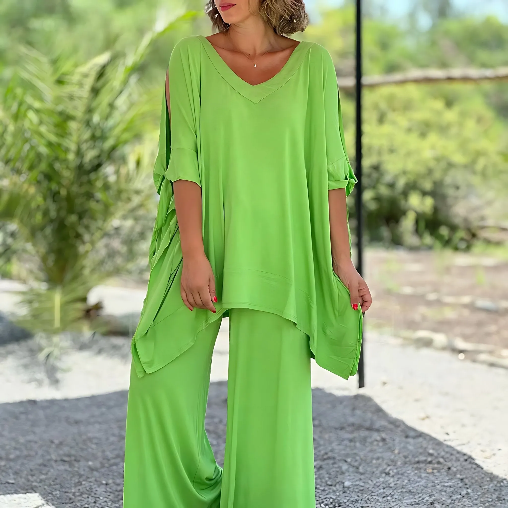 Rebecca Set |  Confidently Without Restrictions