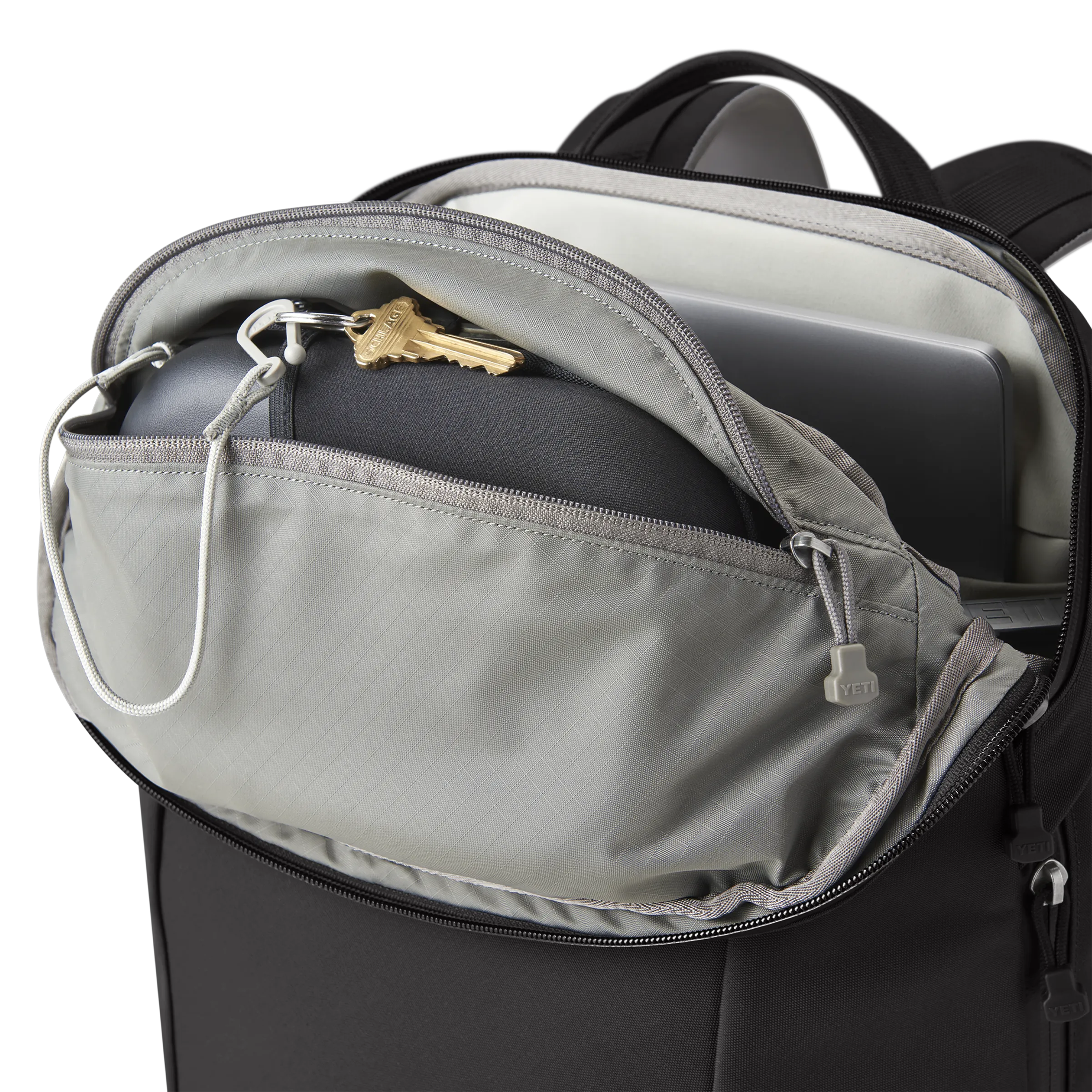 Yeti Crossroads Backpack 22L